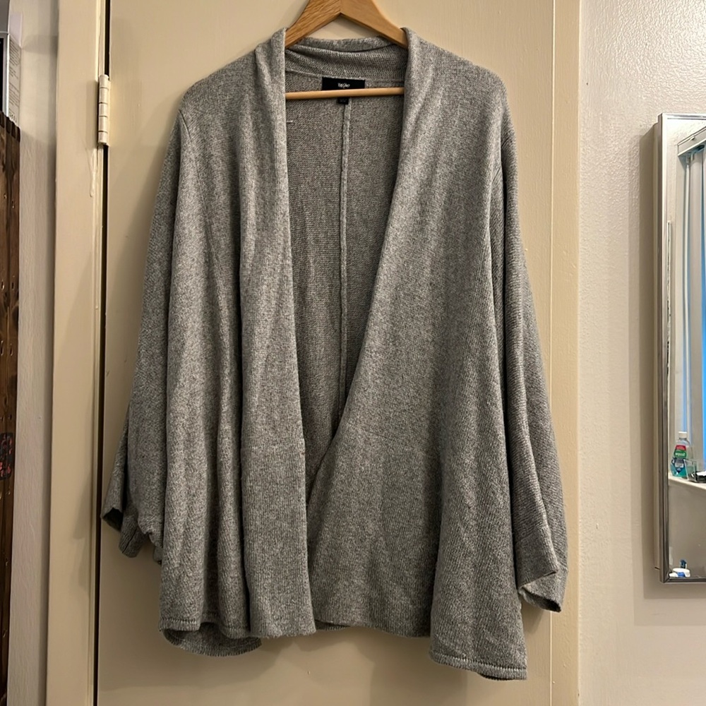 Mossimo S/M Shawl Sweater Coverlet Gray‎ Knit